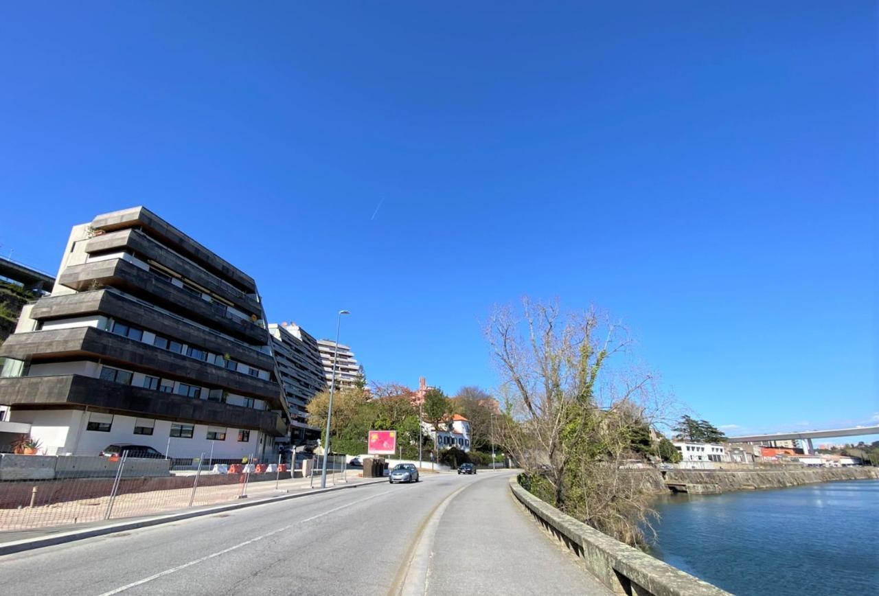 Riverfront Haven Family'S Choice With Free Garage ポルト エクステリア 写真