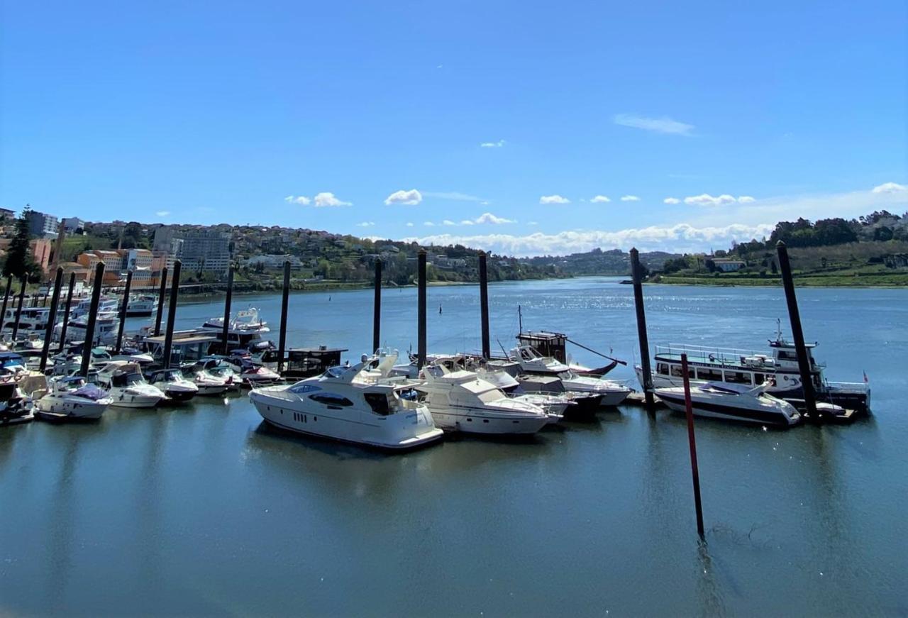 Riverfront Haven Family'S Choice With Free Garage ポルト エクステリア 写真